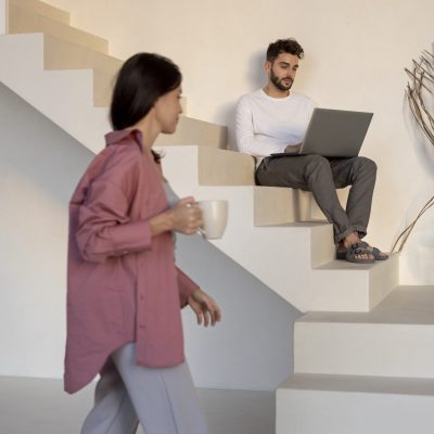 working-from-home-ergonomic-workstation (1)